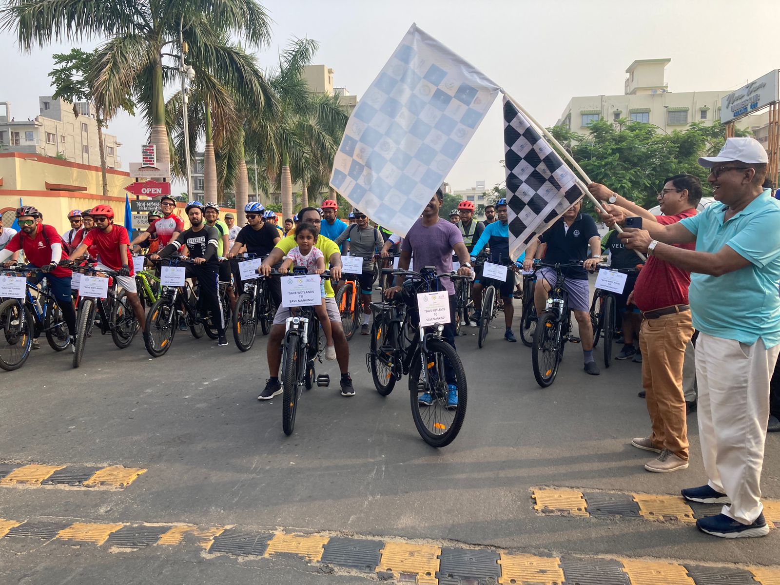 বিশ্ব বাই-সাইকেল দিবস আজ