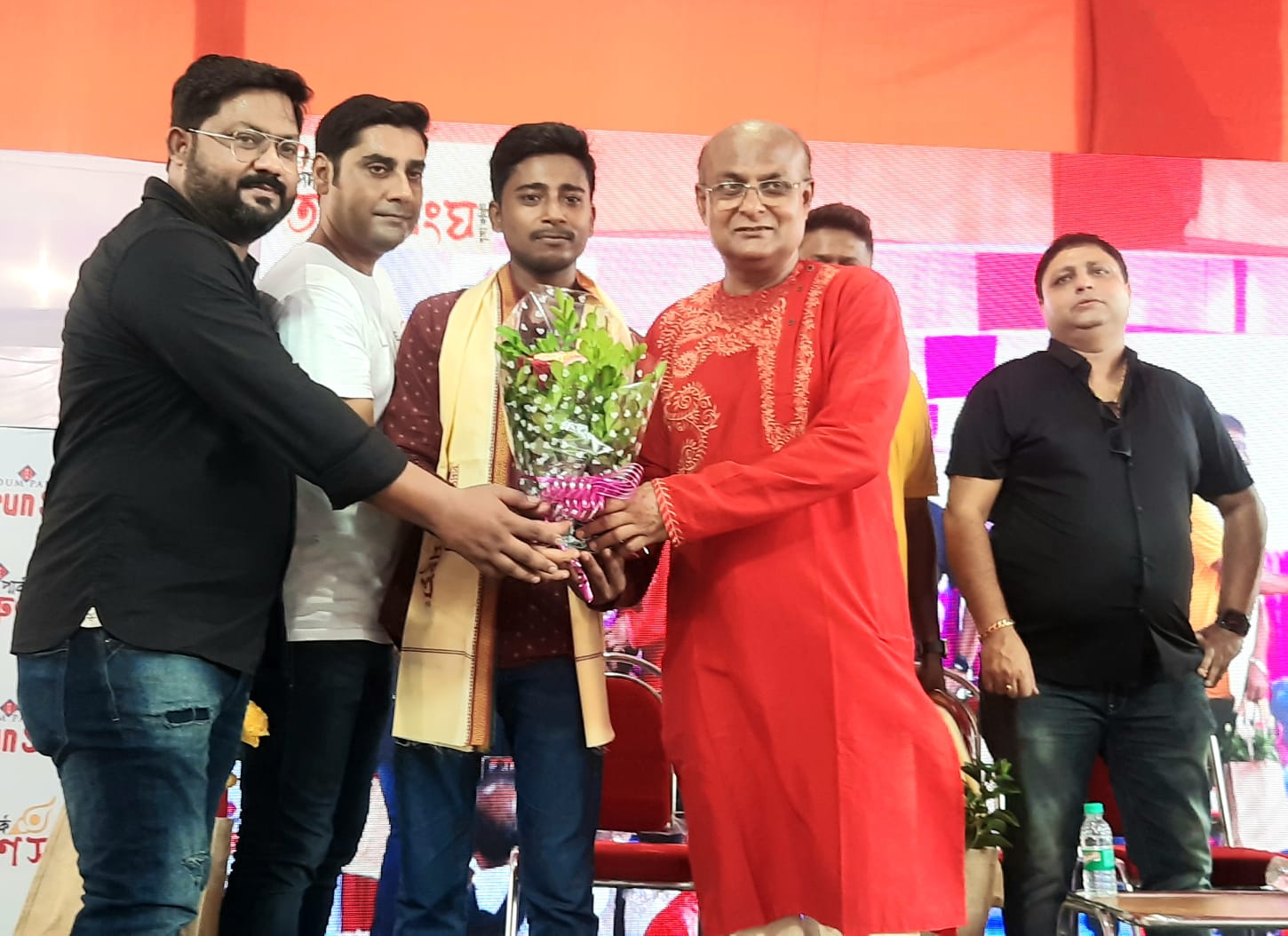 দমদম পার্ক তরুণ সংঘের খুঁটি পূজো সম্পন্ন