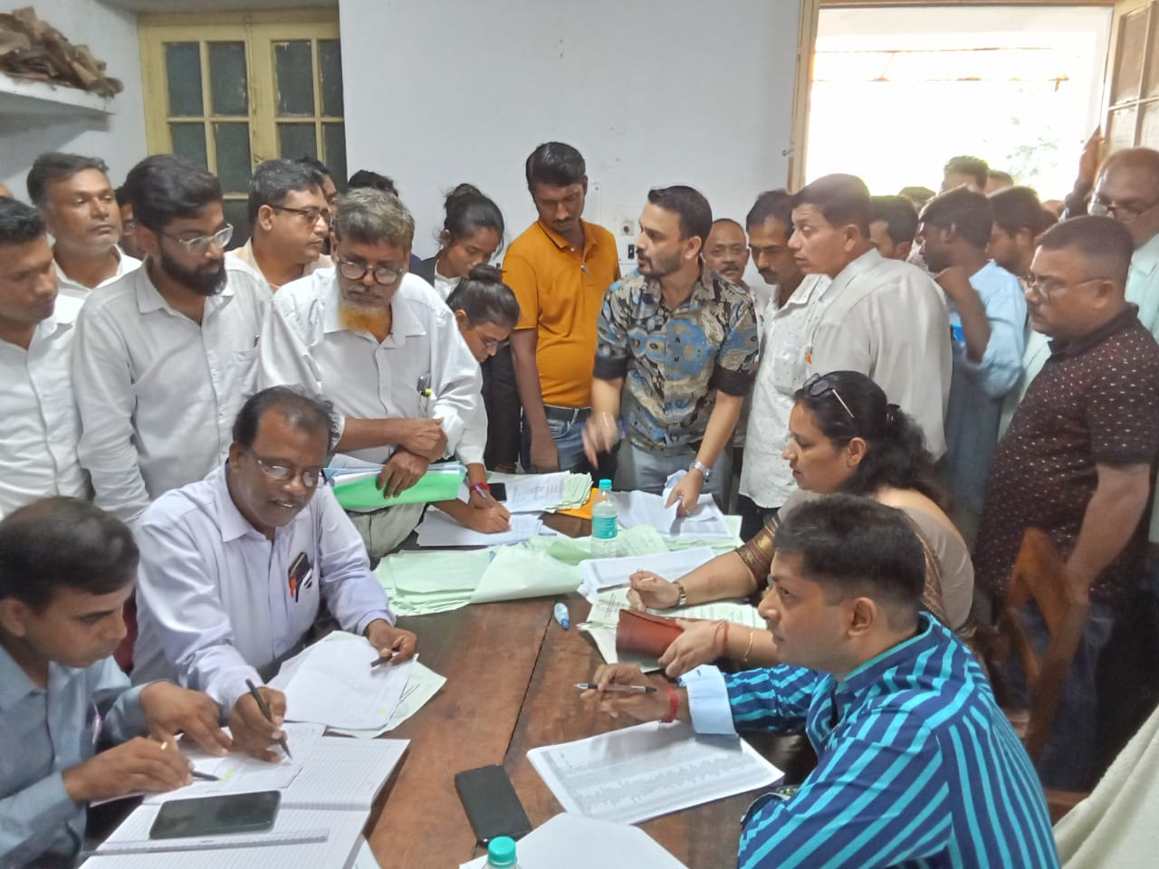 হাওড়া জাতীয় লোক আদালতে নিস্পত্তি মামলার আর্থিক পরিমাণ ৮ কোটি ১৫ লাখ