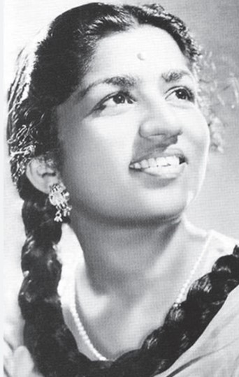 সুর সম্রাজ্ঞী লতা মঙ্গেশকরের জন্মবার্ষিকী