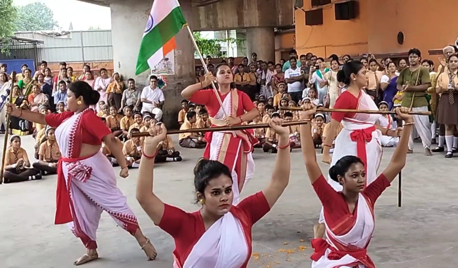 টালিগঞ্জে স্বামী প্রণবানন্দ বিদ্যাপিঠে স্বাধীনতা দিবস পালন