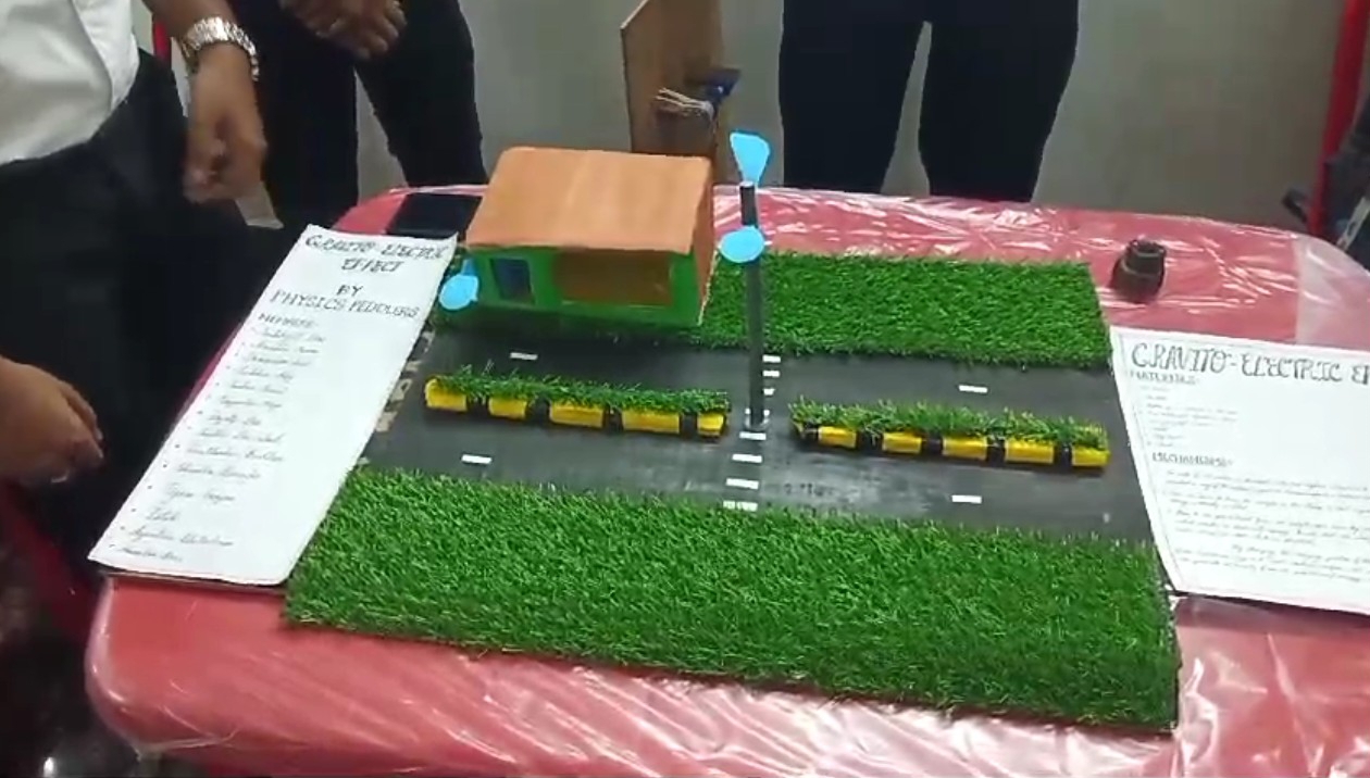 স্কলার একাডেমির পক্ষ থেকে হয়ে গেল দ্বিতীয় বার্ষিকী সাইন্স এক্সিবিশন ২০২৪