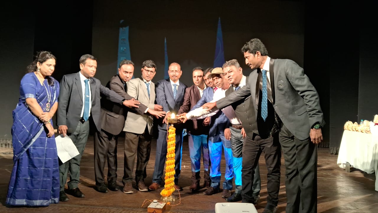 বিশ্বজুড়ে শুধুমাত্র হৃদরোগে আক্রান্ত হয়ে প্রতি বছর ১ কোটি ৭৭ লক্ষ মানুষের মৃত্যু হয়