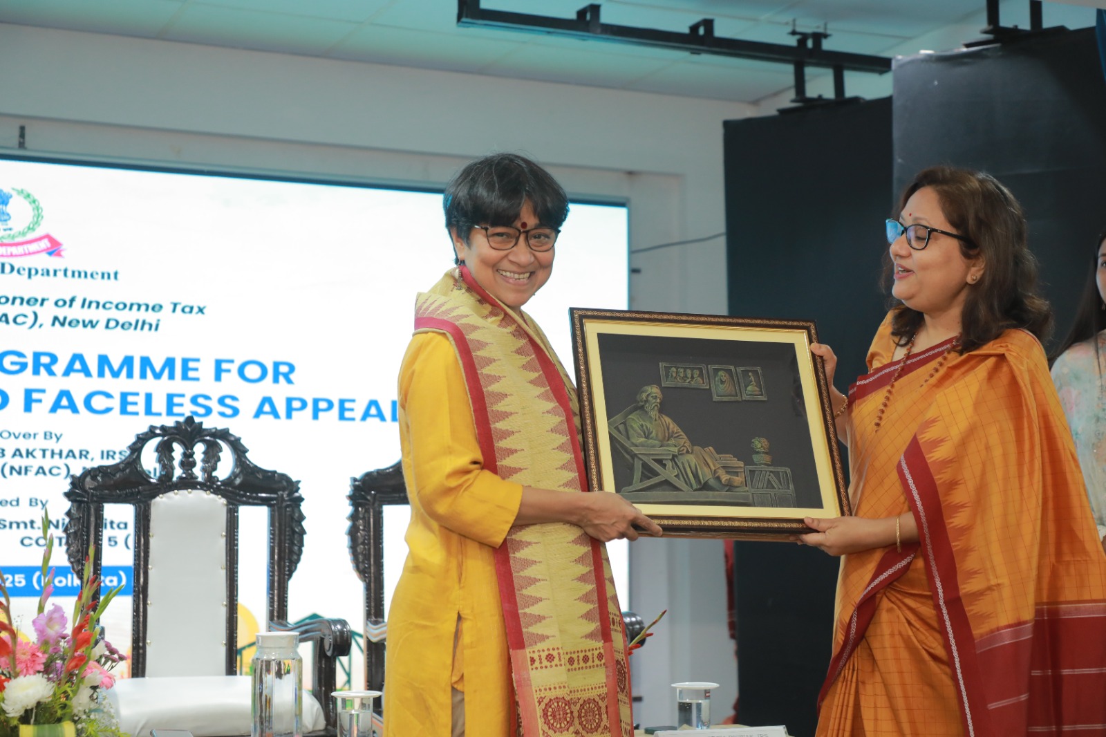 কলকাতার আয়কর ভবনে এক প্রচার কর্মসূচি