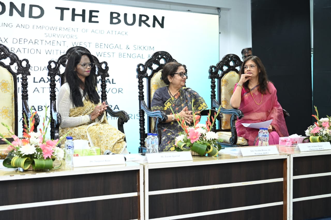 কলকাতায় অ্যাসিড সারভাইভার লক্ষ্মী আগরওয়াল শোনালেন কঠিন সময়েও ঘুরে দাঁড়ানোর জীবনগাথা