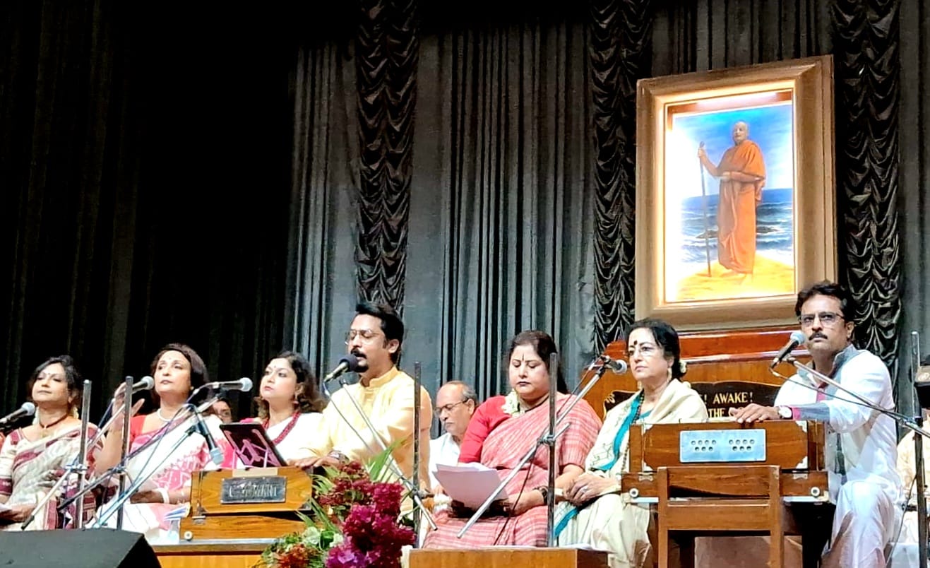 রবীন্দ্র জন্মবার্ষিকীতে পরিবেশিত ‘অন্য রবীন্দ্রনাথ’ গীতিআলেখ্য