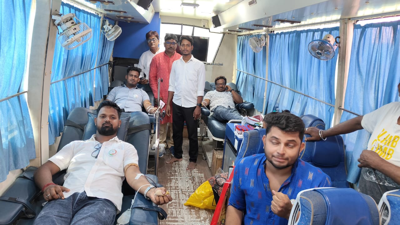 সাগরদিঘী উইনার ওয়েলফেয়ার ট্রাস্টের উদ্যোগে সাগরদিঘী এস. এন. উচ্চ বিদ্যালয় ময়দানে পালিত হল এক বিরাট কর্মসূচী