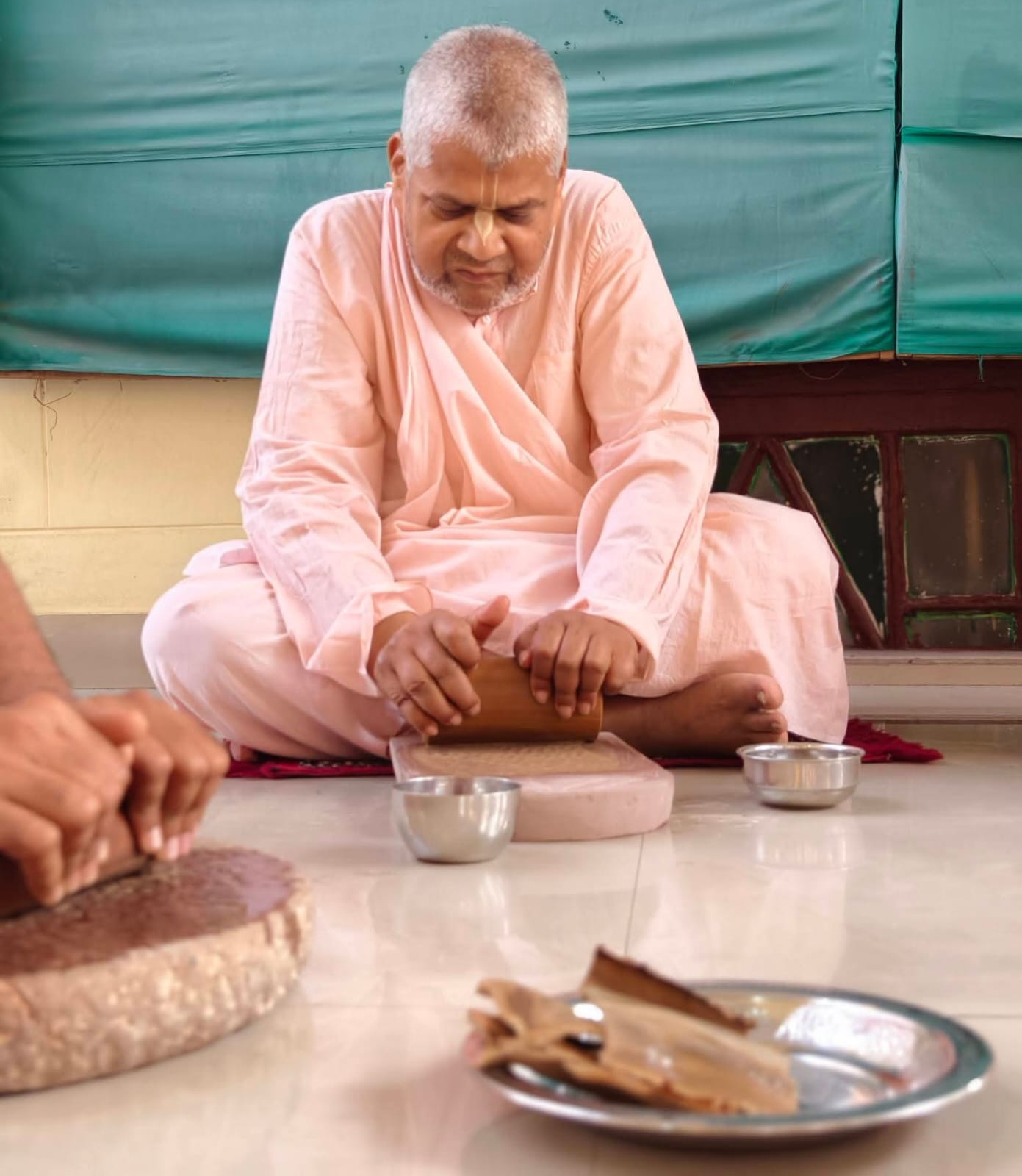 কলকাতার বাগবাজার গৌড়ীয় মঠে শুরু হল চন্দনযাত্রা মহোৎসব